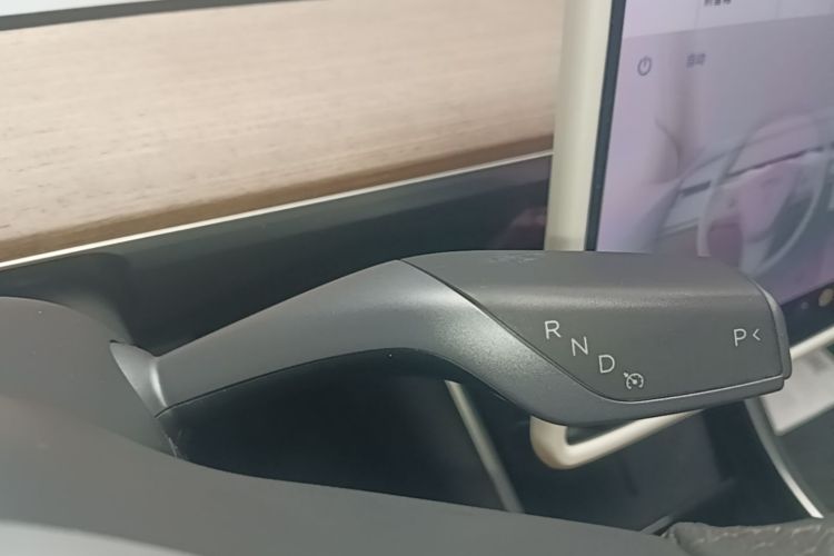 Tesla Model 3 2020 #18 Tesla Model 3 2020 car image #18