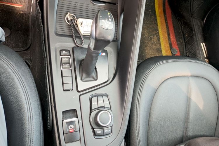 BMW X1 2018 #14 BMW X1 2018 immagine di auto #14