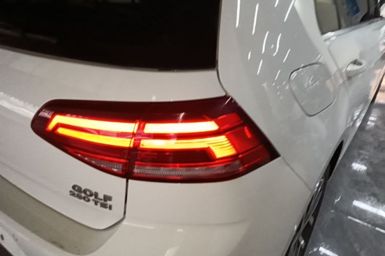 Volkswagen Golf 2020 #8 Volkswagen Golf 2020 car image #8