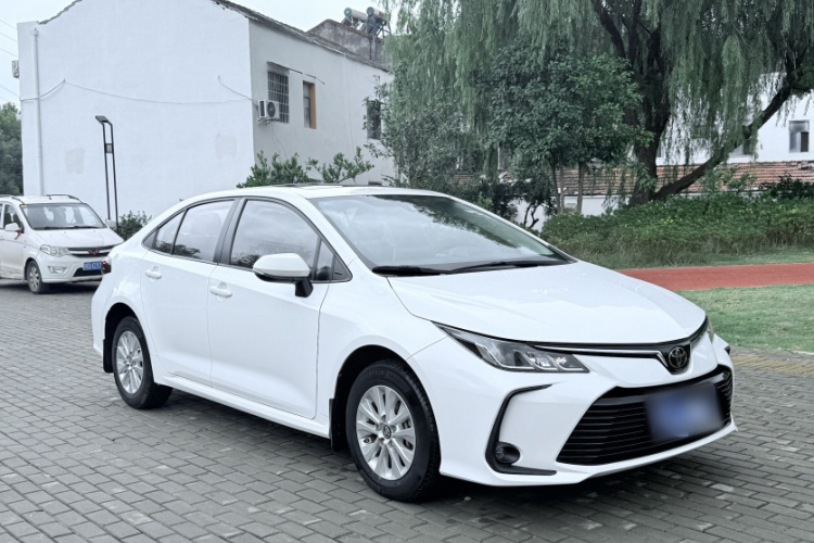Toyota Corolla 2019 #4 Toyota Corolla 2019 car image #4