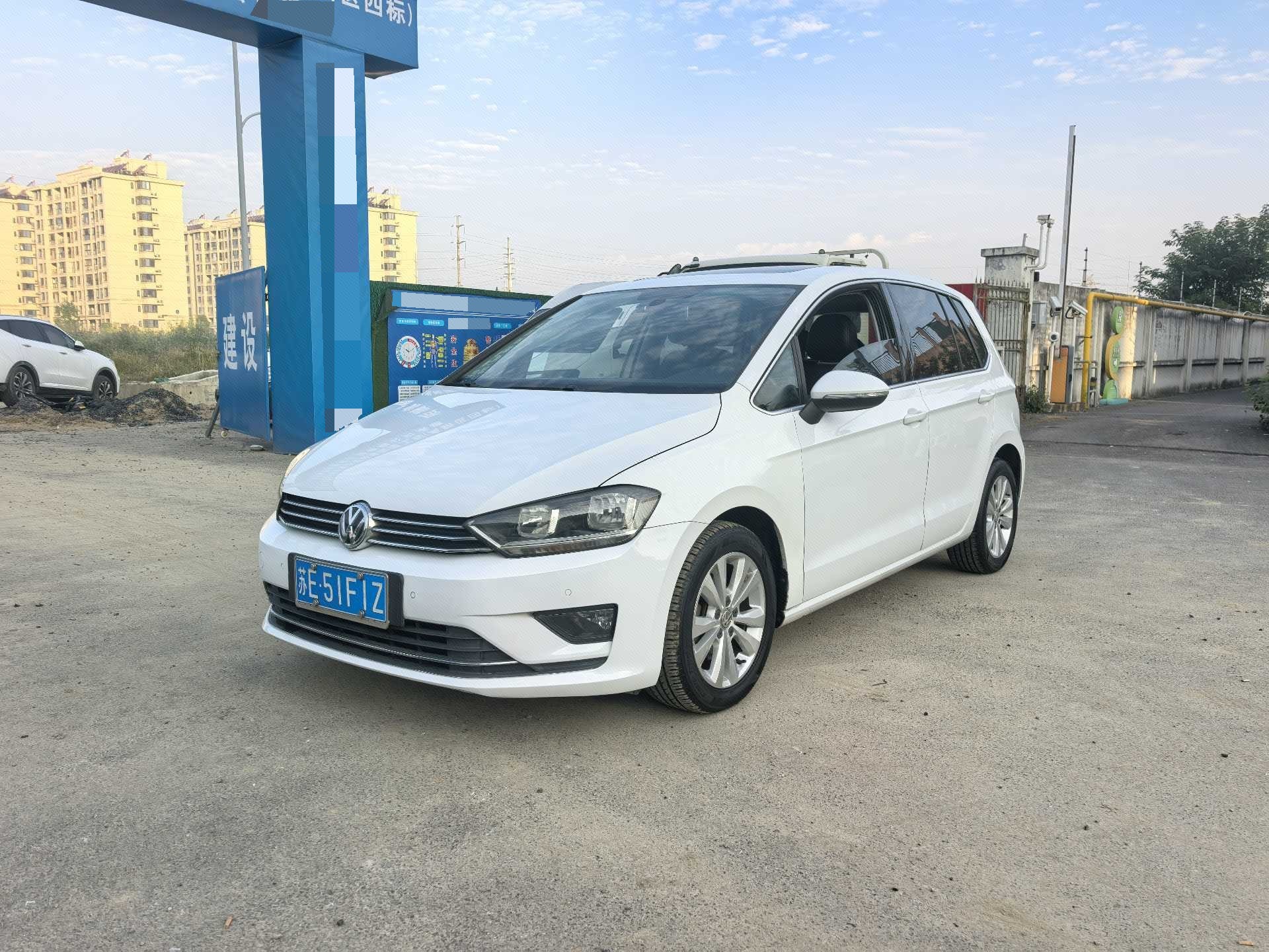 2017 car image 