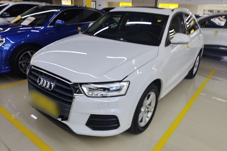 Audi Q3 2018 #2 Audi Q3 2018 car image #2