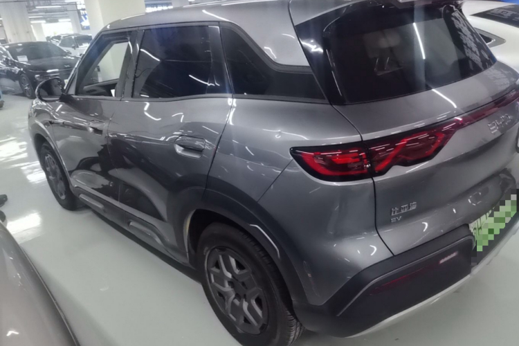 BYD YuanUP 2025 #5 BYD YuanUP 2025 изображение автомобиля #5