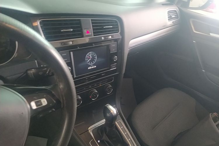 Volkswagen Golf 2018 #13 Volkswagen Golf 2018 car image #13