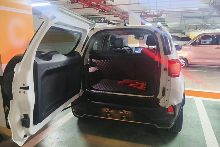 BYD Yuan New Energy 2020 car image #19