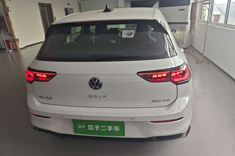 Volkswagen Golf 2025 #6 Volkswagen Golf 2025 car image #6