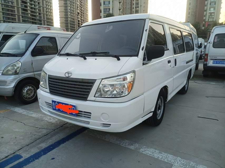 Soueast Delica 2015 Soueast Delica 2015 imagen de coche