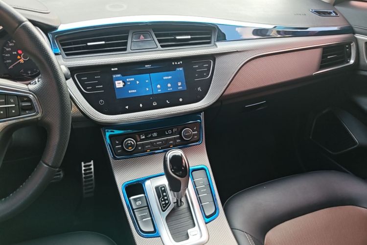GEELY Emgrand GS 2018 #13 GEELY Emgrand GS 2018 car image #13