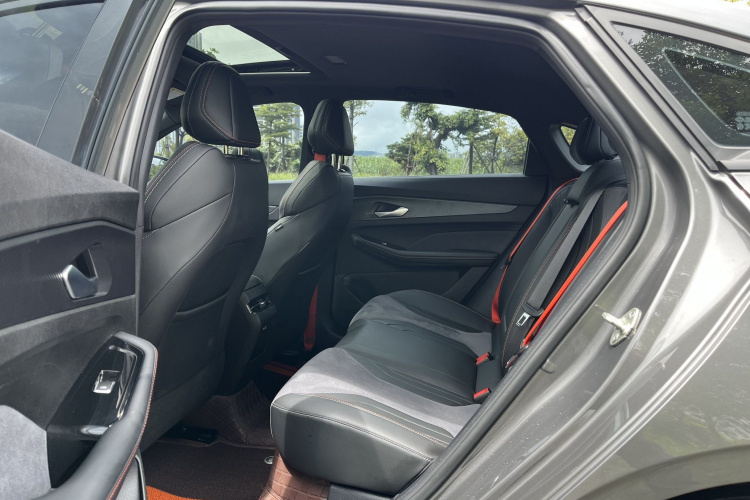 GEELY Binray 2023 car image #14