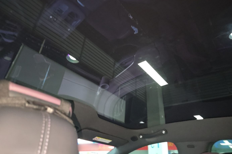 MI SU7 2025 imagem de carro #18