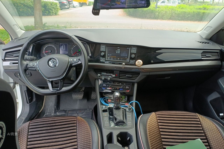 Volkswagen Bora 2020 car image #11