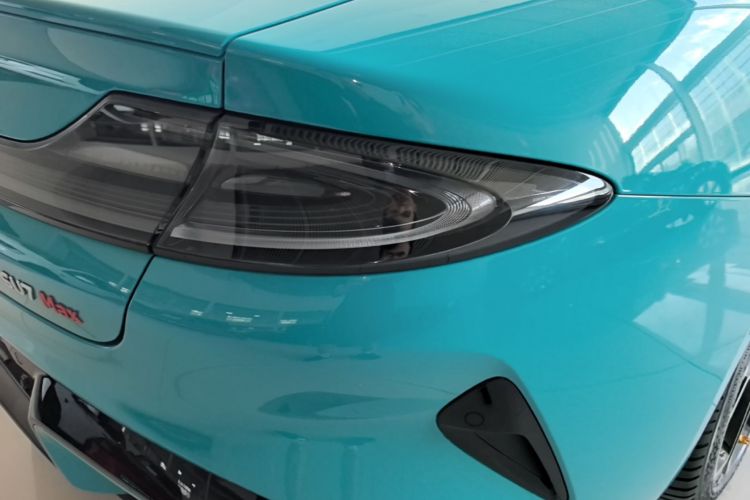MI SU7 2024 car image #8