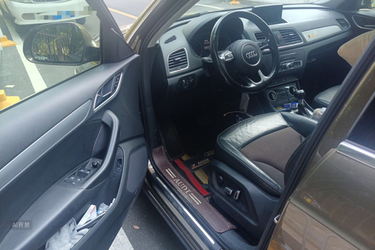 Audi Q3 2016 imagem de carro #18