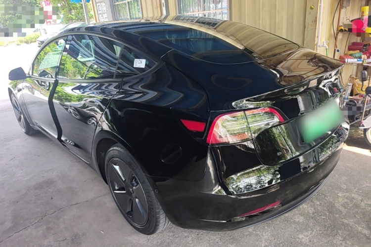 Tesla Model 3 2022 car image #5