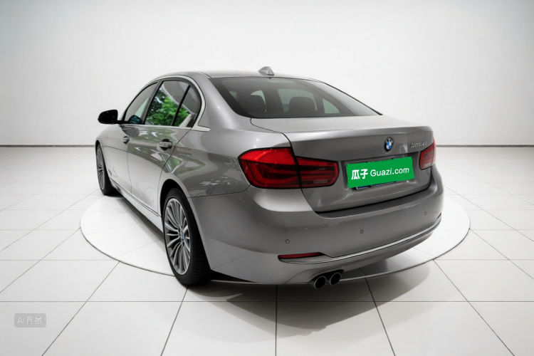 BMW 3 Series 2018 #5 BMW 3 Series 2018 car image #5