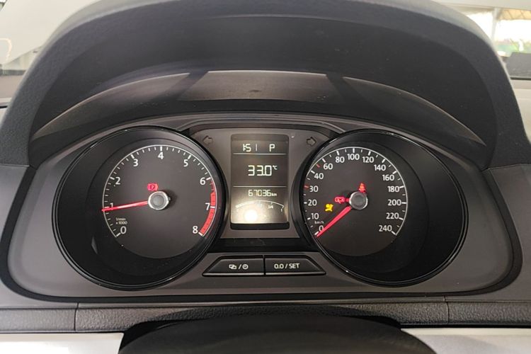 Volkswagen Lavida 2021 car image #12