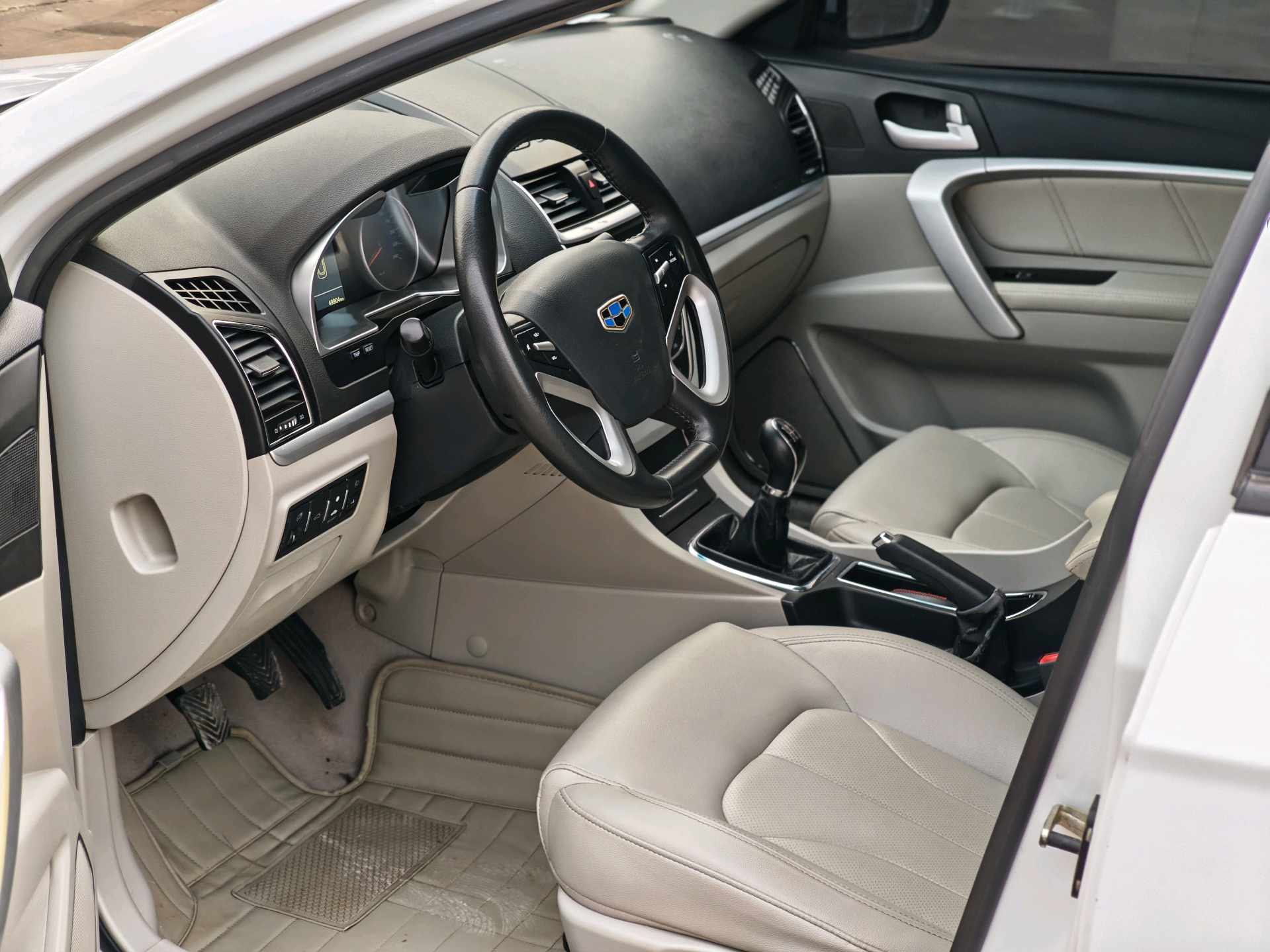 GEELY Emgrand 2016 #11 GEELY Emgrand 2016 car image #11