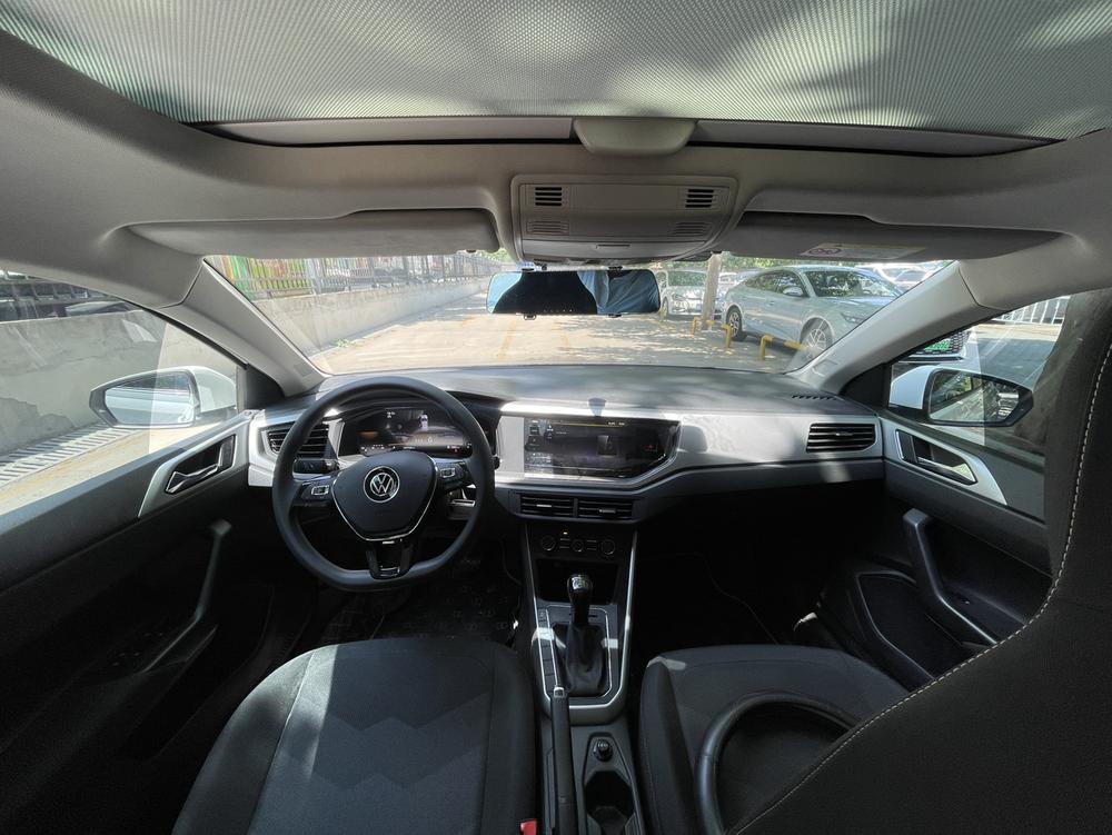 Volkswagen Polo 2023 صورة سيارة #8