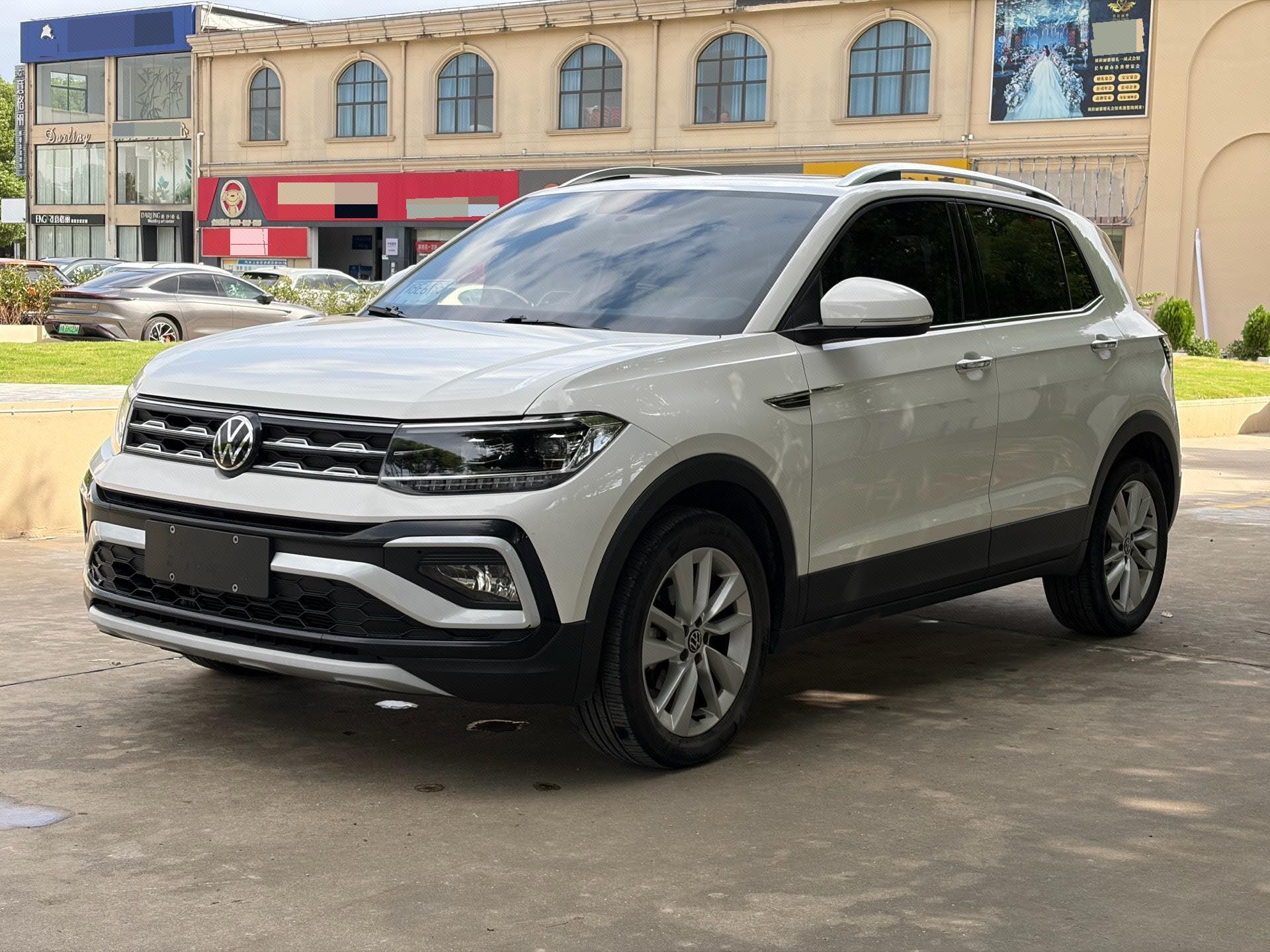 Volkswagen T-Cross 2022 car image 