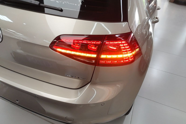 Volkswagen Golf 2017 #8 Volkswagen Golf 2017 car image #8