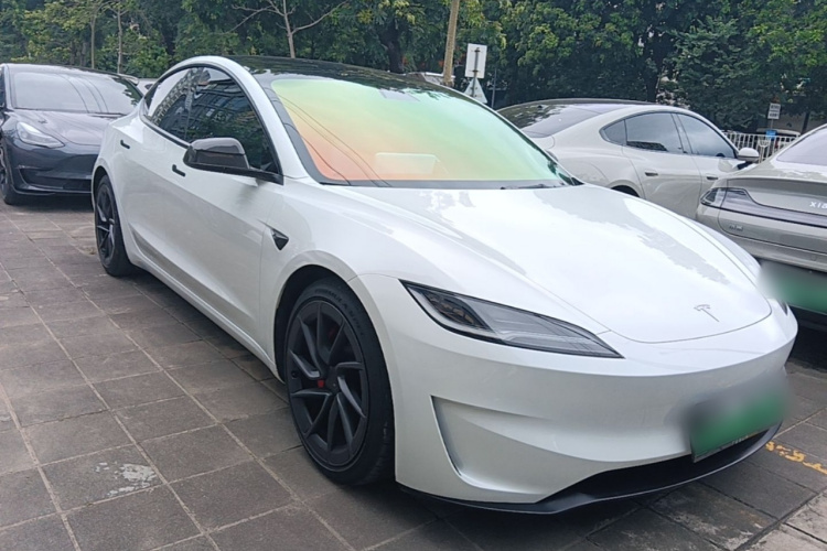 Tesla Model 3 2024 #4 Tesla Model 3 2024 car image #4