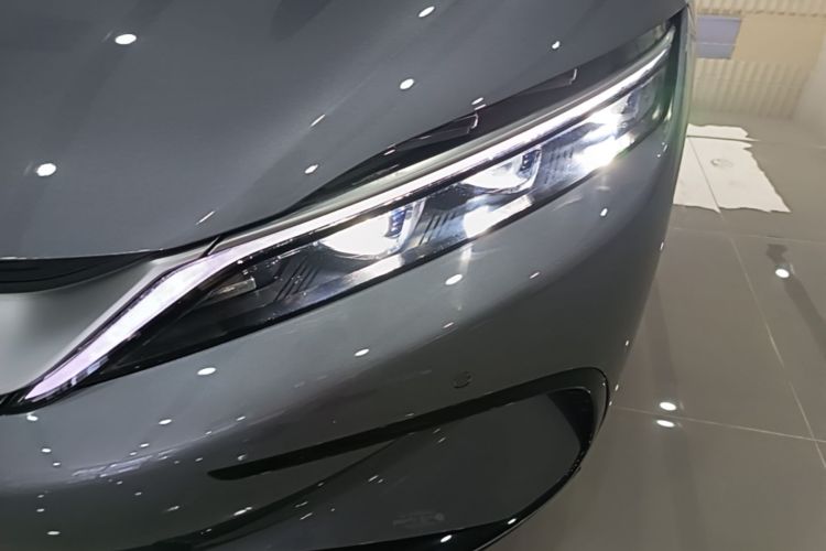 BYD Han 2024 car image #23