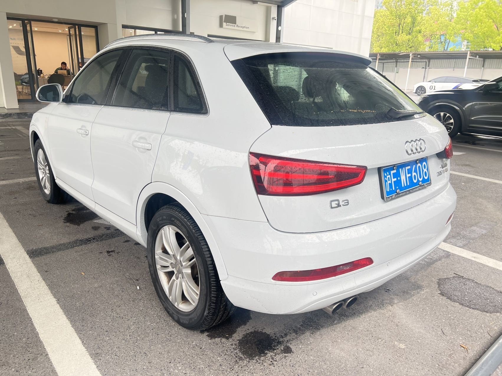Audi Q3 2023 car image #4