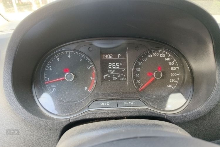 Volkswagen Polo 2019 car image #13