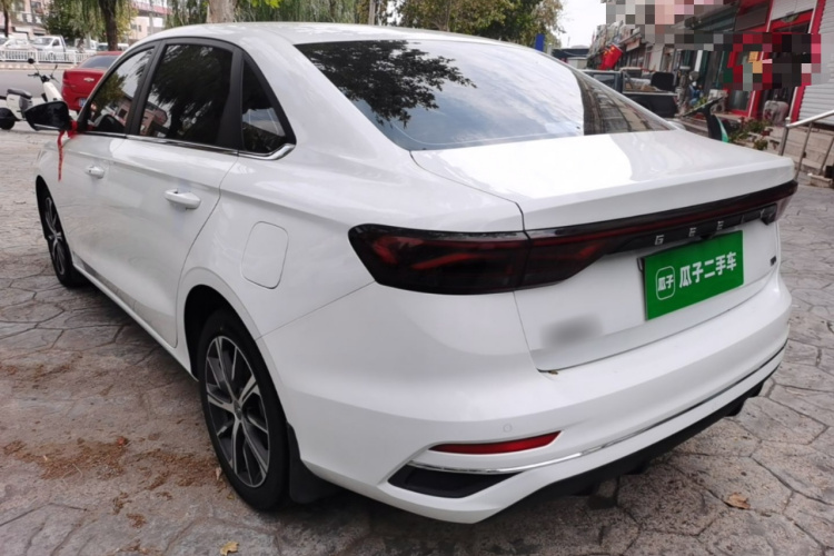 GEELY Emgrand 2022 #5 GEELY Emgrand 2022 صورة سيارة #5