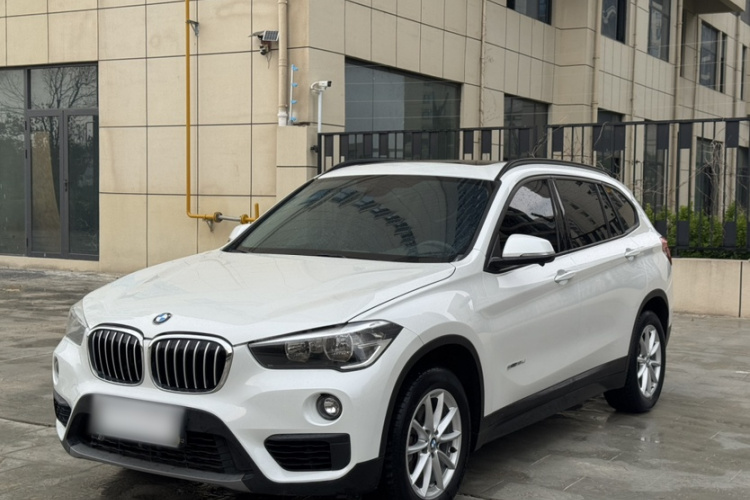 BMW X1 2019 #2 BMW X1 2019 car image #2