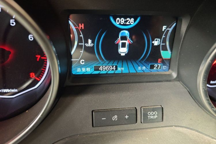 BYD Yuan 2017 #10 BYD Yuan 2017 car image #10