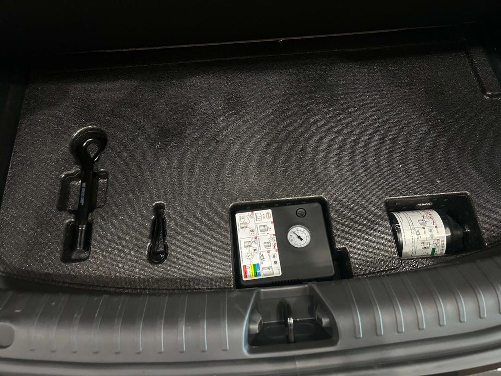 BYD Han 2024 car image #17