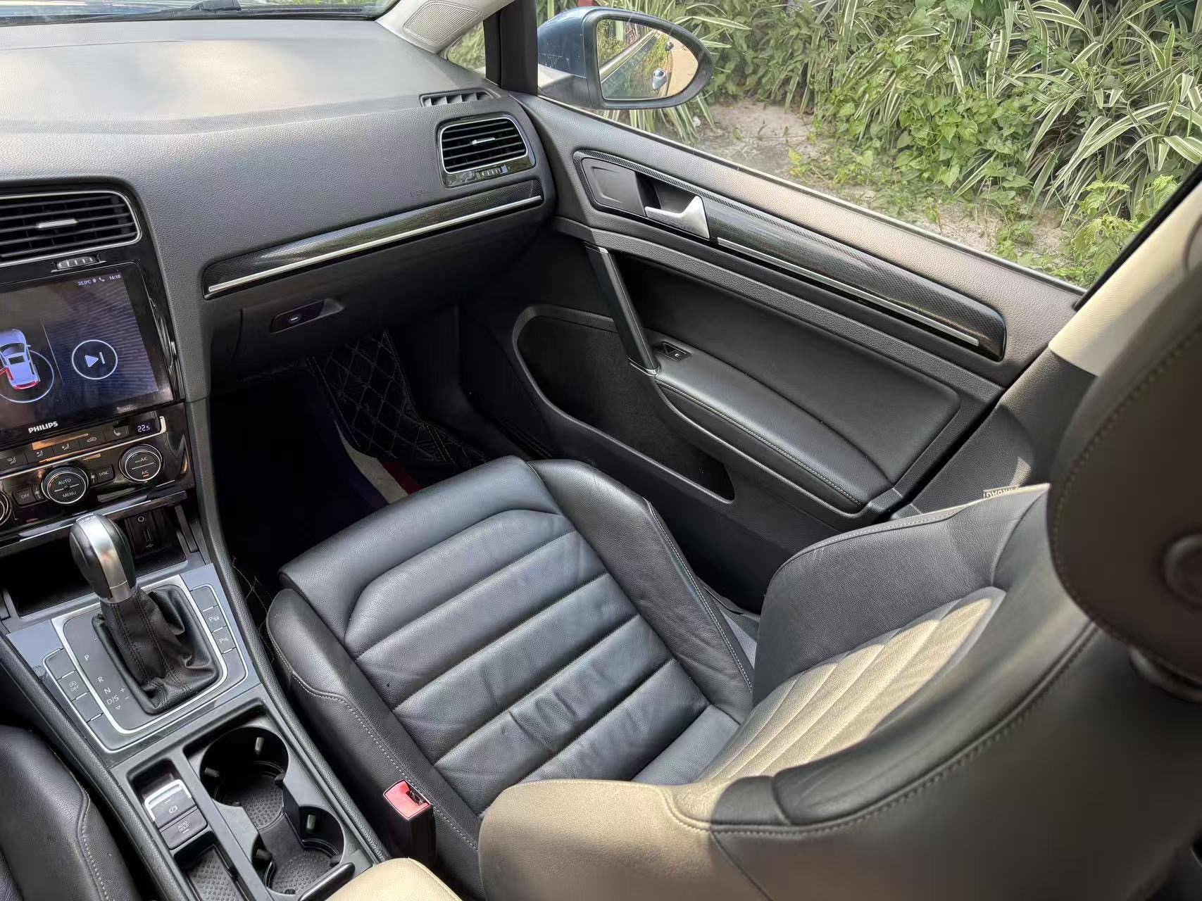 Volkswagen Golf (Imported) 2015 car image #9