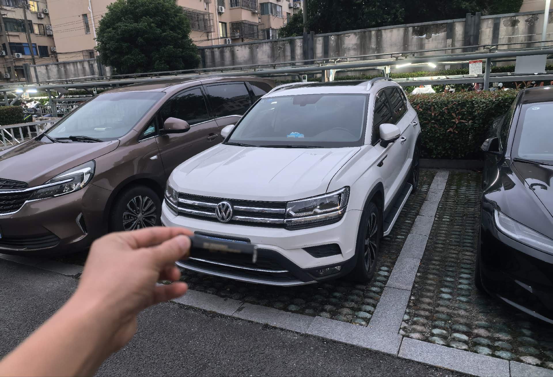 2019 2019 car image