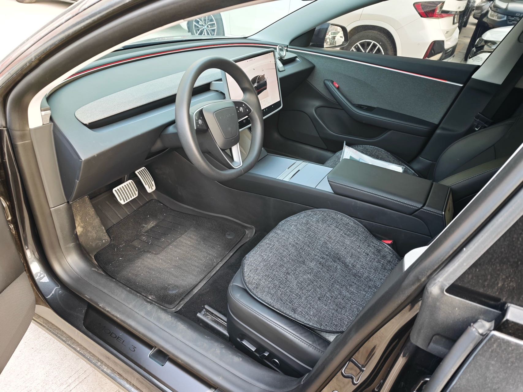 Tesla Model 3 2024 #7 Tesla Model 3 2024 car image #7