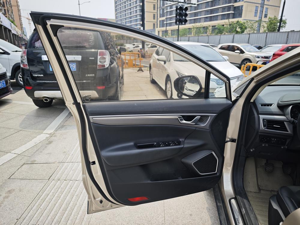 GEELY Emgrand GS 2017 #16 GEELY Emgrand GS 2017 car image #16