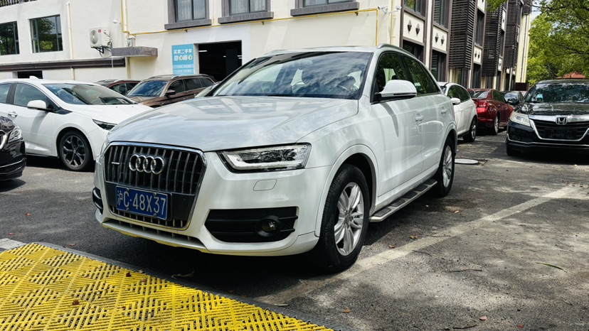 Audi Q3 2015 car image 