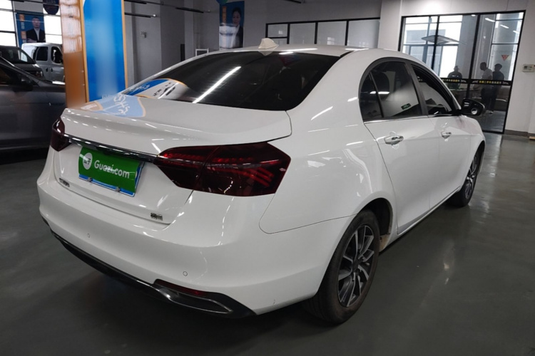 GEELY Emgrand 2020 #7 GEELY Emgrand 2020 car image #7