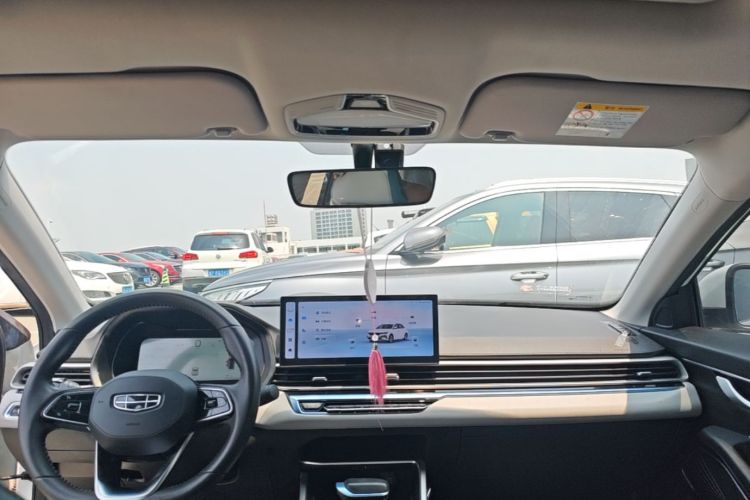 GEELY Emgrand 2023 #18 GEELY Emgrand 2023 car image #18