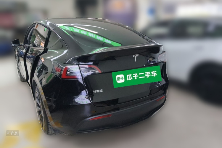Tesla Model Y 2024 #5 Tesla Model Y 2024 car image #5