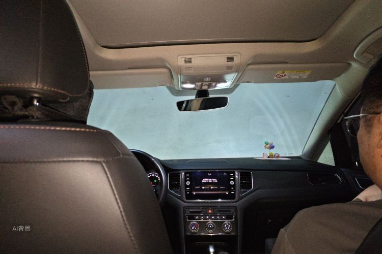 Volkswagen Golf 2019 car image #20