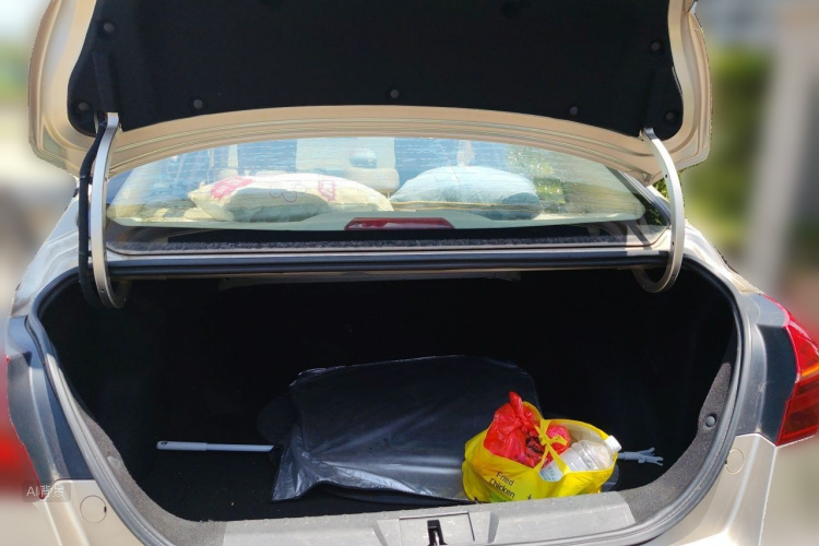 GEELY Emgrand 2019 car image #21