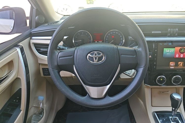 Toyota Corolla 2015 #11 Toyota Corolla 2015 image de voiture #11