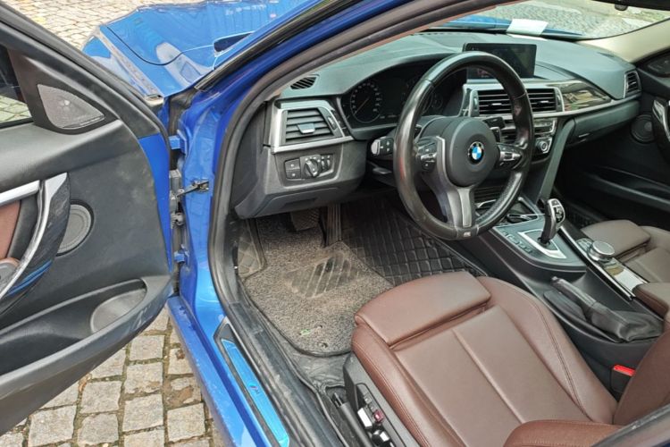 BMW 3 Series 2019 #16 BMW 3 Series 2019 car image #16