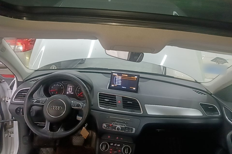 Audi Q3 2017 #10 Audi Q3 2017 car image #10