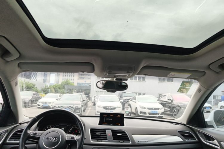 Audi Q3 2014 #18 Audi Q3 2014 car image #18