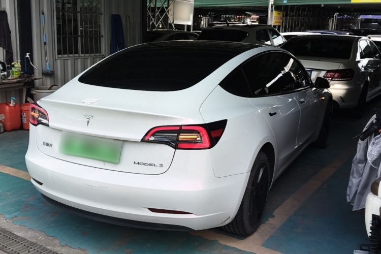 Tesla Model 3 2023 #7 Tesla Model 3 2023 immagine di auto #7