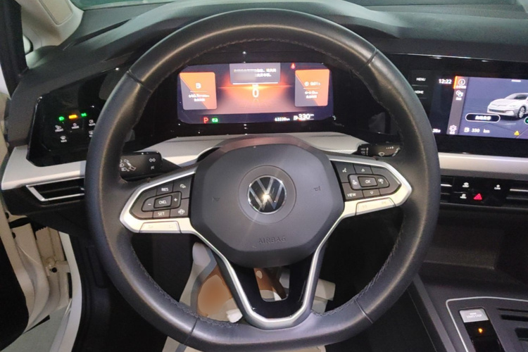 Volkswagen Golf 2021 #14 Volkswagen Golf 2021 car image #14