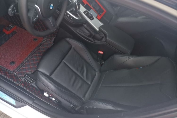 BMW 3 Series 2018 #15 BMW 3 Series 2018 car image #15