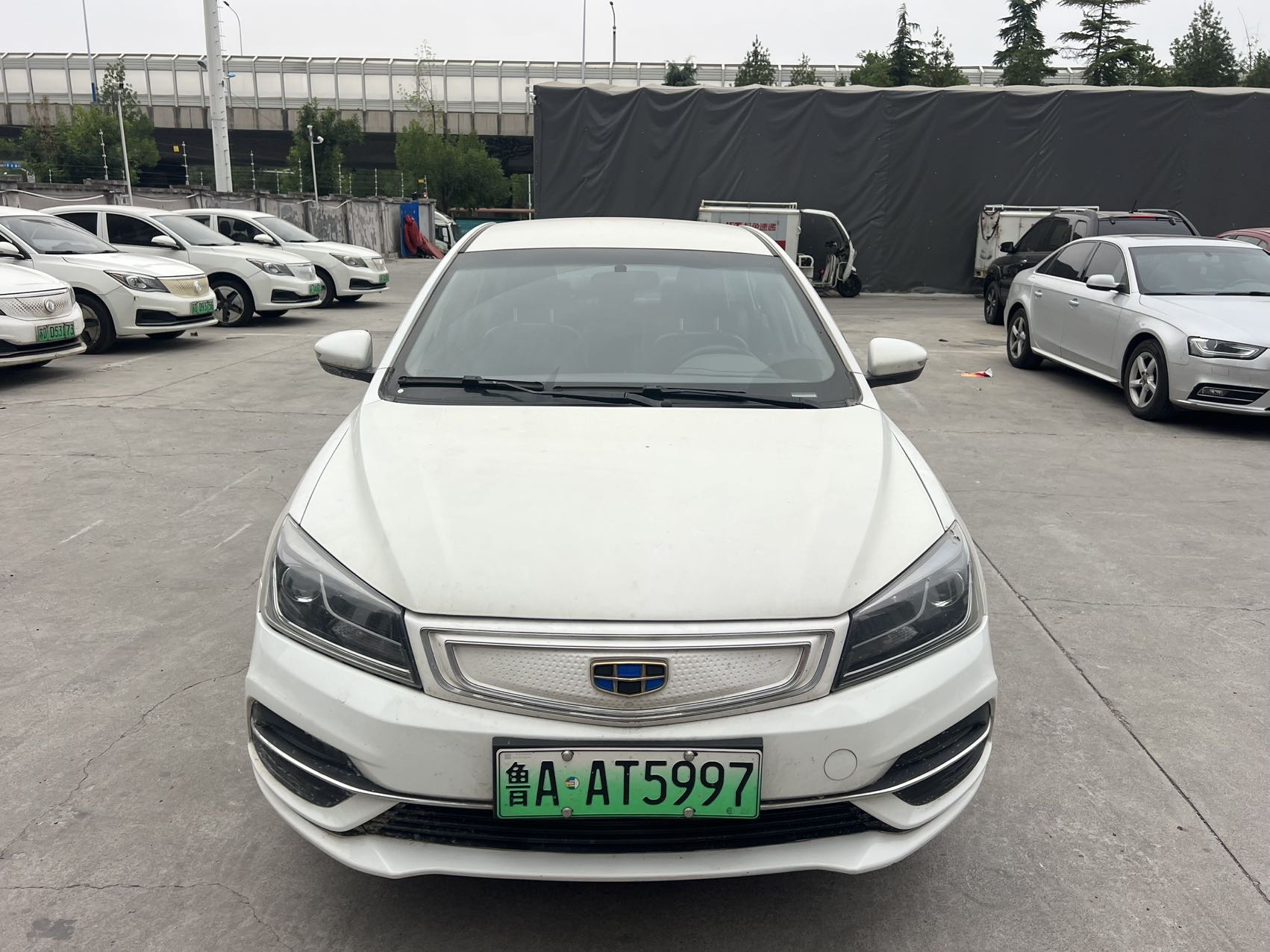 GEELY Emgrand New Energy 2019 car image #2